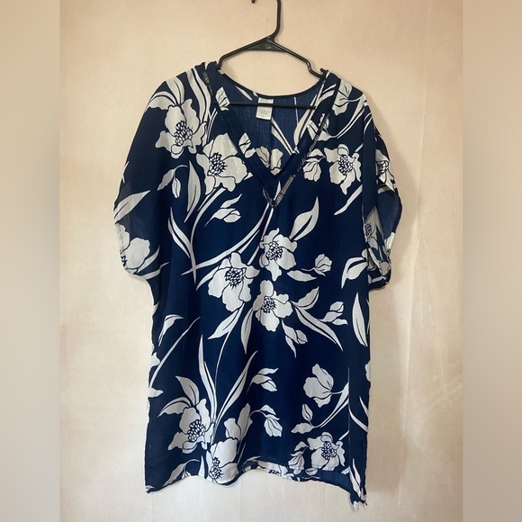 Kona Sol women's M oversized floral print relaxed semi sheer beach coverup EUC - Picture 1 of 5